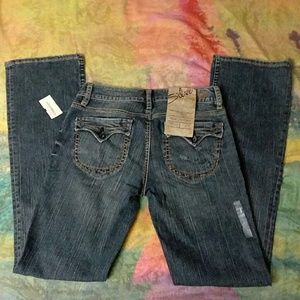 ☆NWT☆ Silver Jeans